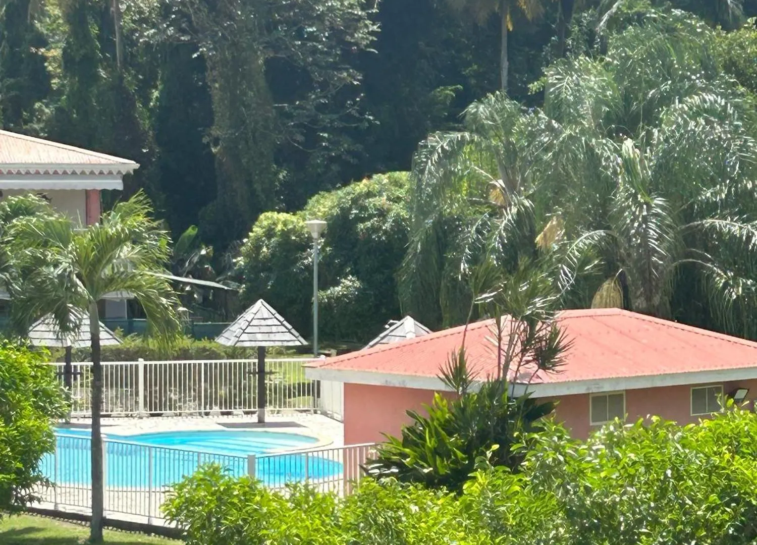 Oasis De L \'Anse Parking Prive Et Piscine location